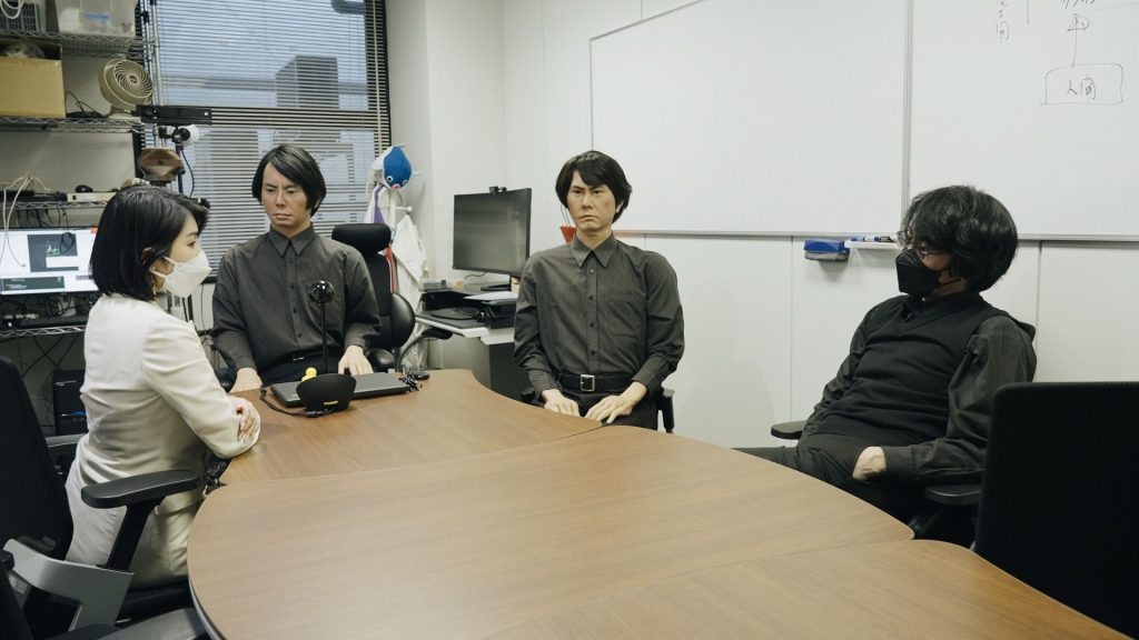 【石黒浩：対談①】「2070年の生き方」を考える/テクノロジーと人間の関係性、そして所作のデザイン/ロボット研究の第一人者・石黒浩と菊地あかねが読み解く