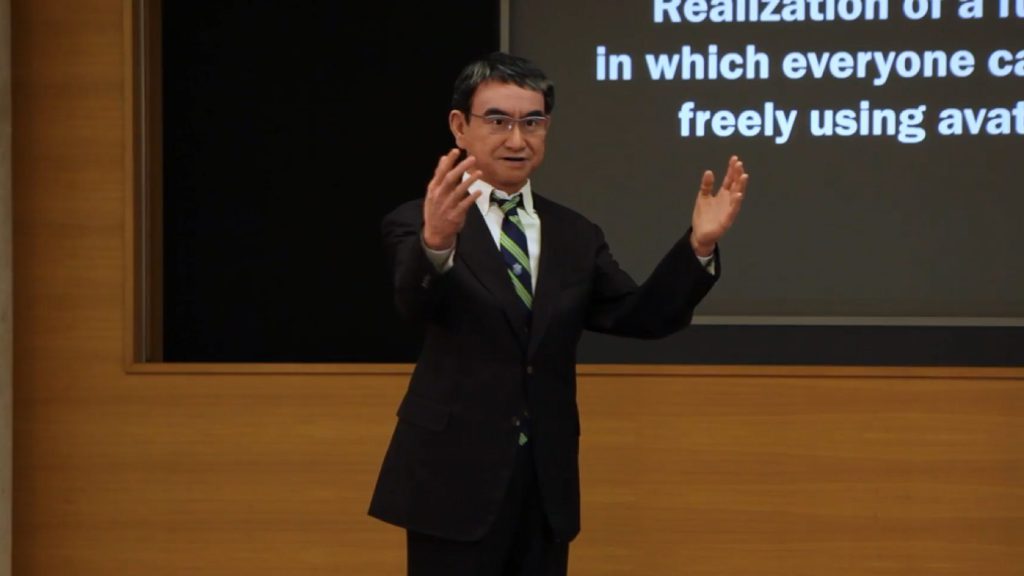 KiQが所作を実装した河野太郎大臣のアバターロボット「アバタロー」の、実証実験を進めています